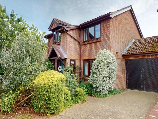 House for sale in Repton Park North, Bridgefield