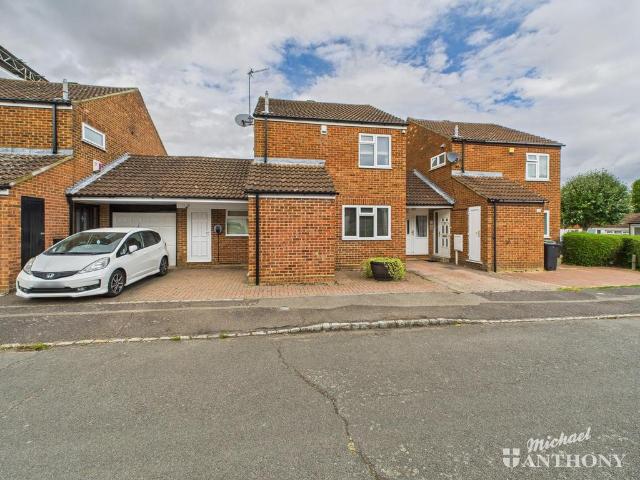 House for sale in Great Linford, Milton Keynes