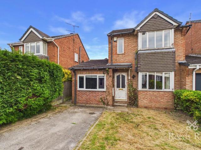 House for sale in Bramley, South Yorkshire