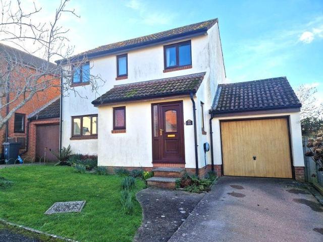 House for sale in Littleham, Budlake