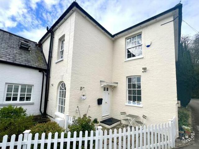 House for sale in Ascot