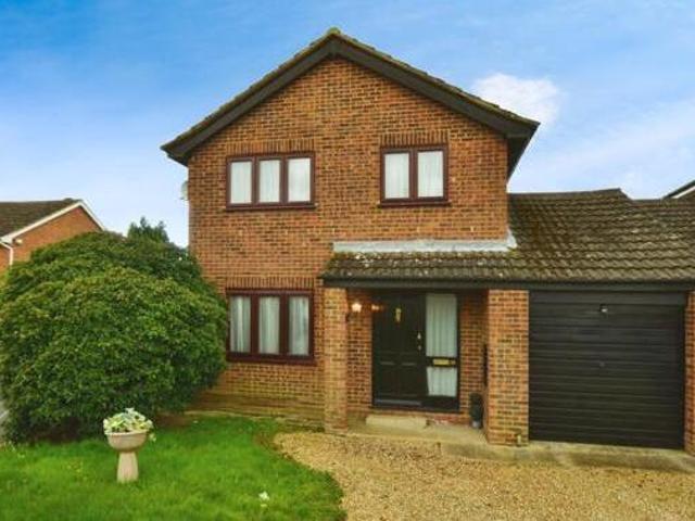 House for sale in Godinton Park, Bridgefield
