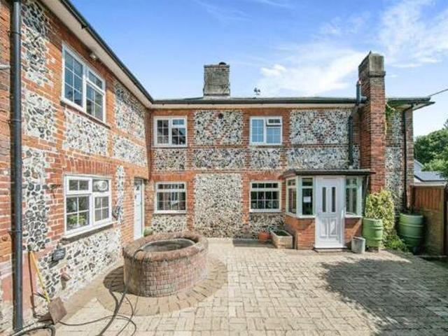 House for sale in Lyons, Greater London