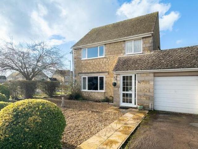 House for sale in Chesterton, Cotswold