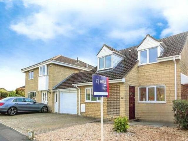House for sale in The Beeches, Cotswold