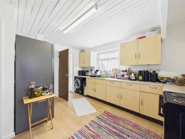 Farm for sale in Heaton-with-Oxcliffe, Bare