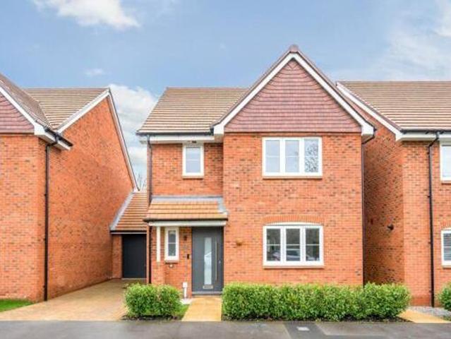 House for sale in Fole, Surrey