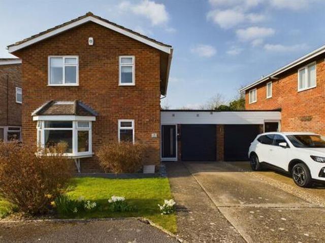 House for sale in Walton, Aylesbury