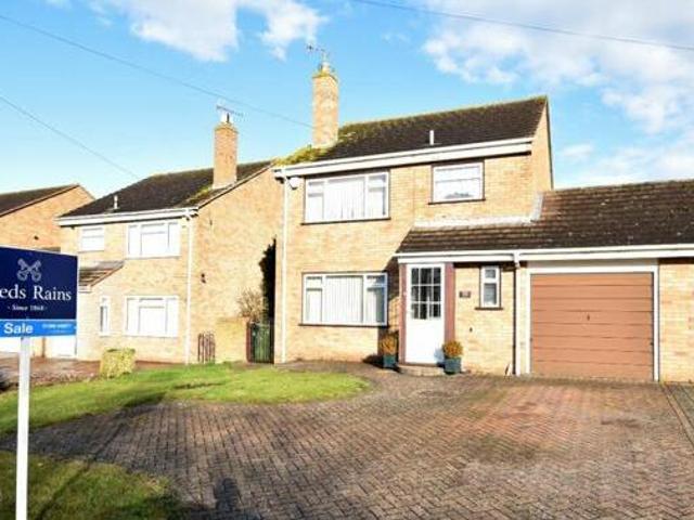 House for sale in Crookhill, Worcestershire