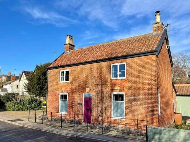 House for sale in Bedingfield, Suffolk