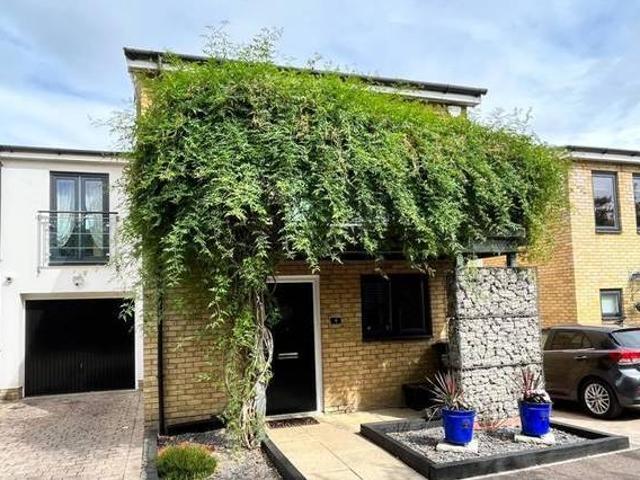House for rent in Lyons, Greater London