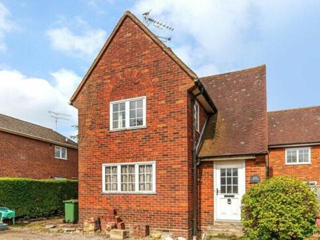 House for sale in Fleet, Hart
