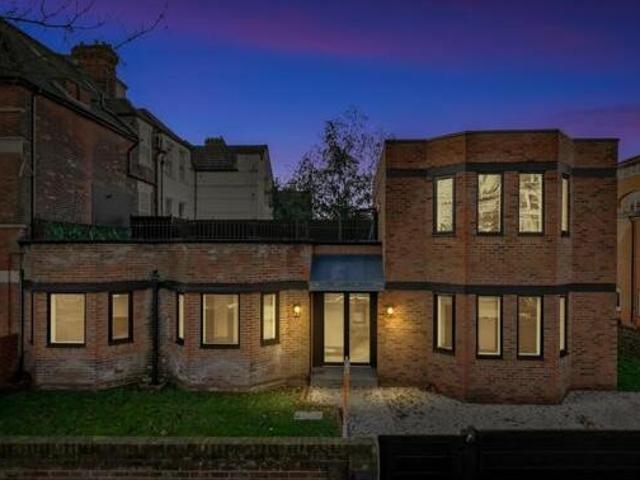 House for sale in Lynwood, Folkestone and Hythe