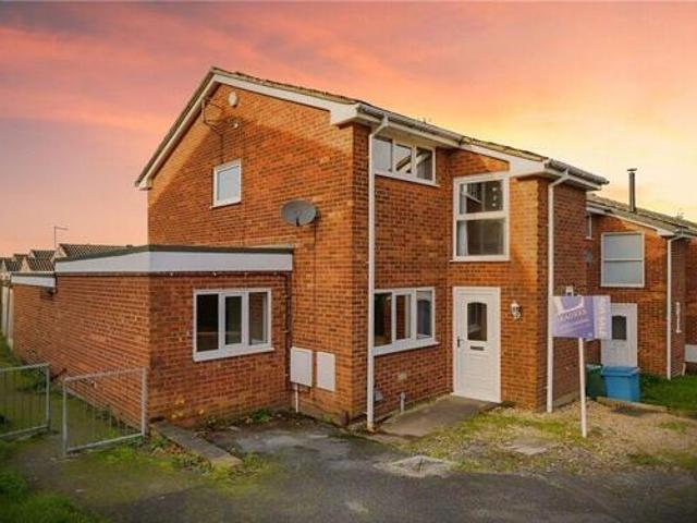House for sale in Potters Corner, East Midlands
