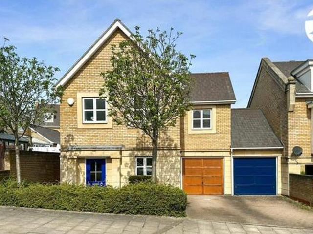 House for sale in Greenhithe, Dartford