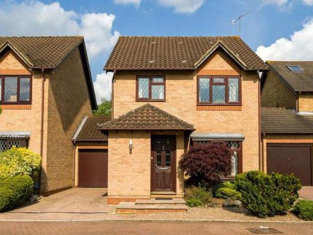 House for sale in Woodbridge Hill, Guildford