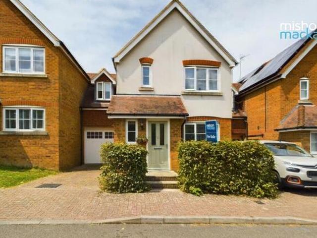 House for sale in Perryfields, West Sussex