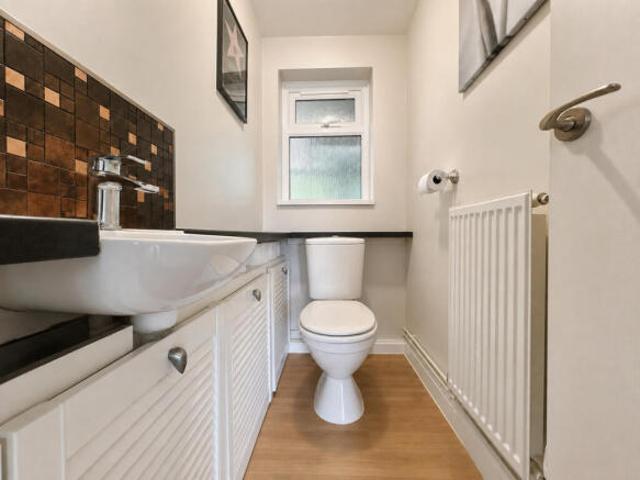 Farm for sale in Luton