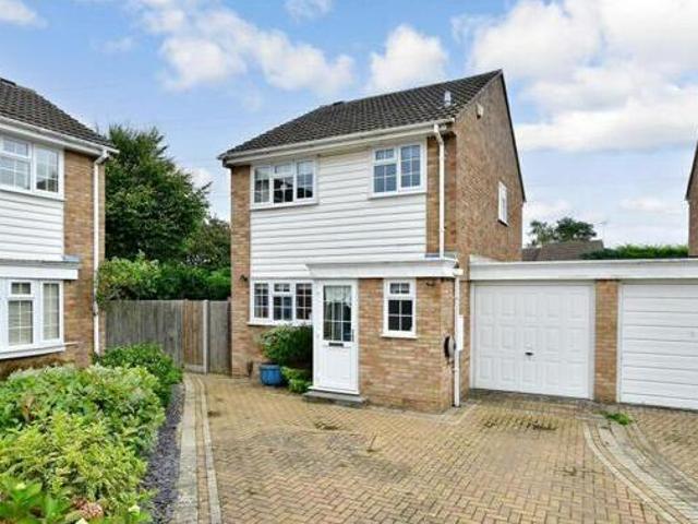House for sale in Lyons, Greater London