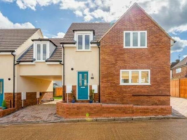 House for sale in Hertfordshire