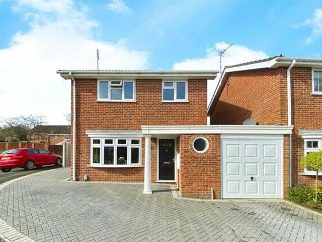 House for sale in Moulsham Green, Hart