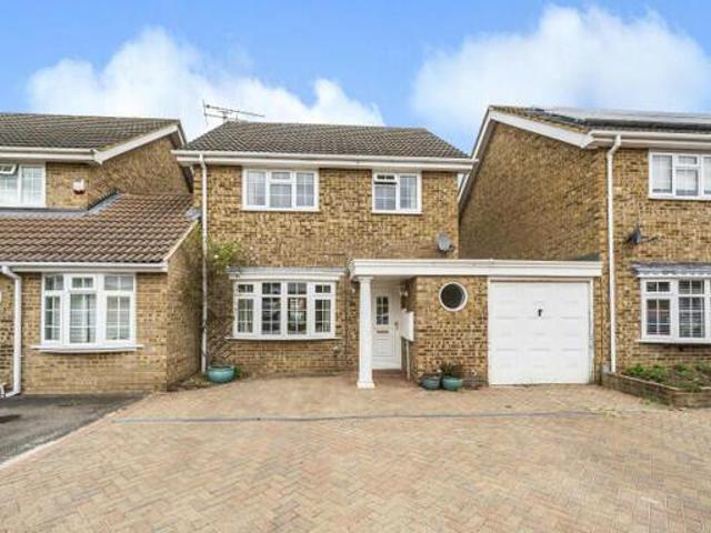 House for sale in Hart, Hampshire