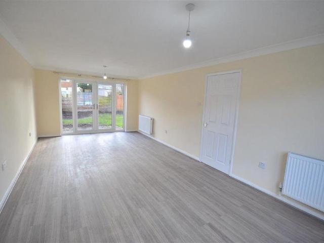 House for rent in Ashton upon Mersey, Trafford Park