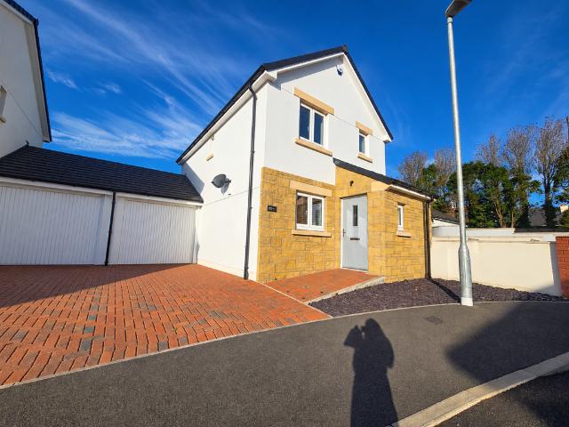 House for rent in Helston, Cornwall