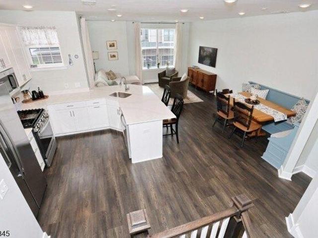 Condo for sale in Passaic, New Jersey