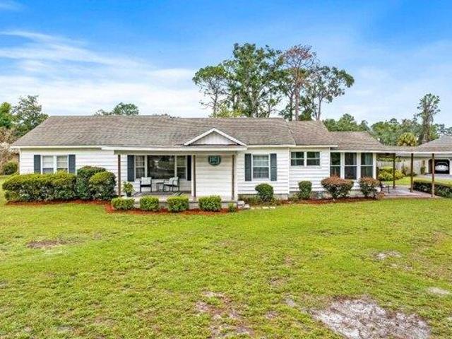 House for sale in Suwannee, Florida