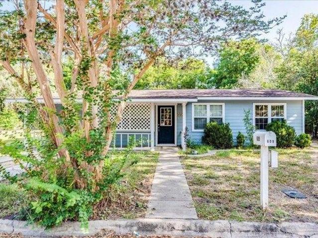House for sale in Lockhart, Texas