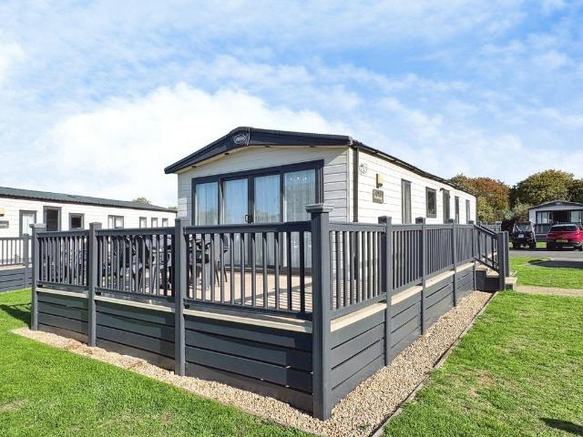 House for sale in South Cerney, Cotswold