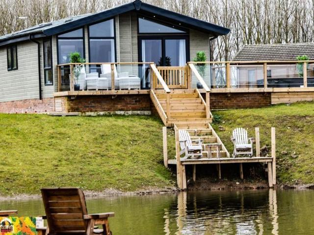 House for sale in Tickton, East Riding Of Yorkshire