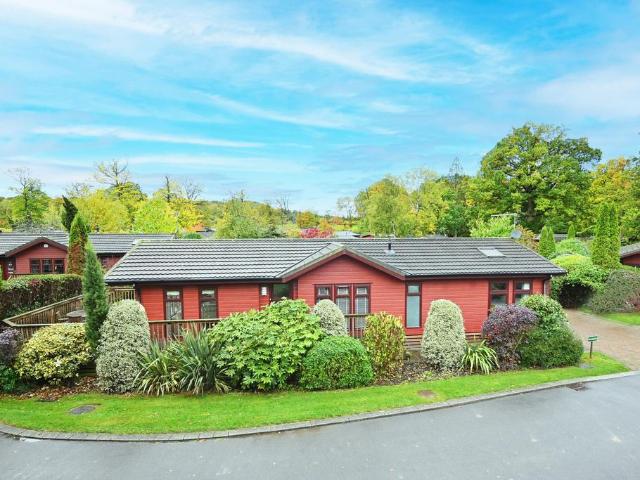 House for sale in Follifoot