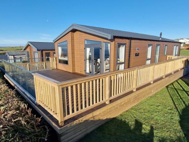 House for sale in Oxwich, Wales