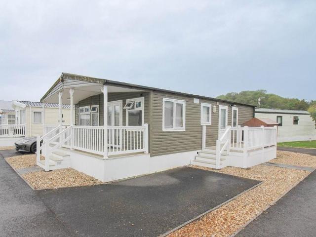 House for sale in South Hill, Bleadon