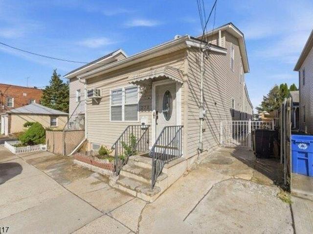 House for sale in Lodi, Bergen County