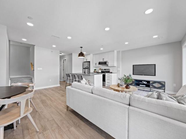 Apartment for rent in Mulhurst Bay, Ontario
