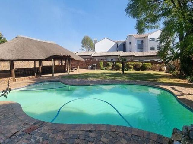 Apartment for rent in North & Sandton, Randburg