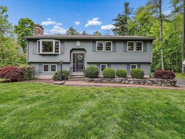 House for sale in New Hampshire