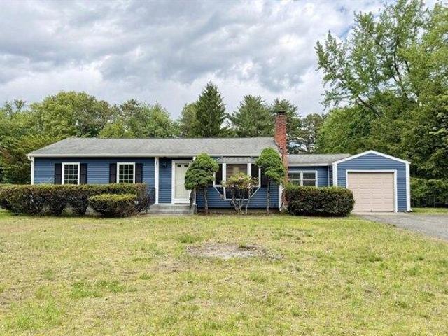 House for sale in Hampden, Massachusetts