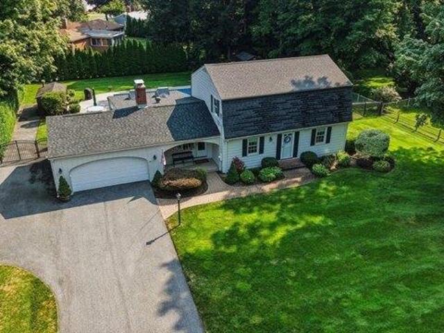 House for sale in Hampden, Massachusetts