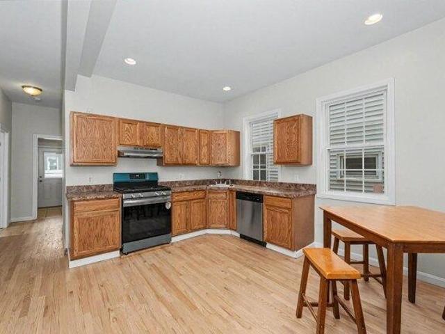 Condo for sale in Centralville, Lowell