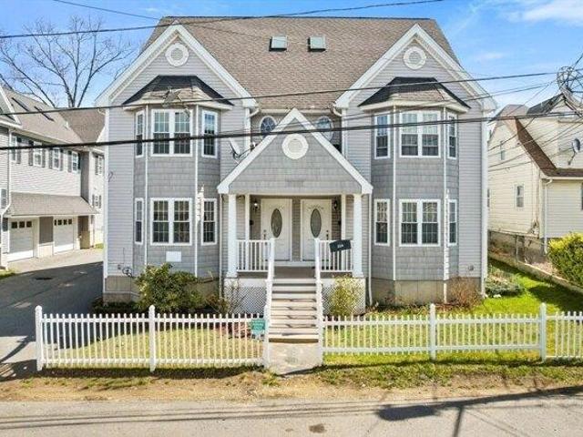 Condo for sale in Lowell, Massachusetts
