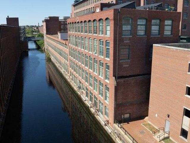 Condo for sale in Lowell, Massachusetts