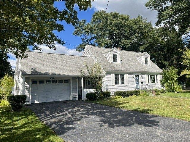 House for sale in Lowell, Middlesex County
