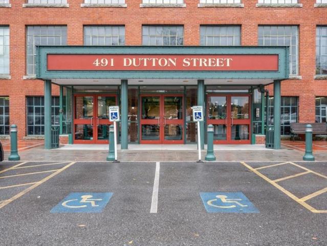 Condo for sale in Lowell, Massachusetts