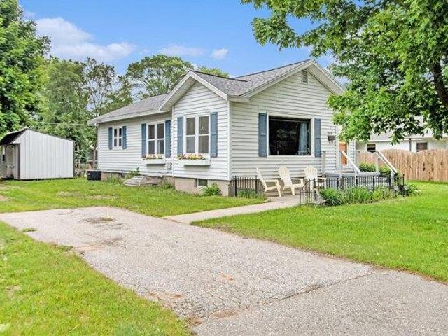 House for sale in Ludington, Michigan