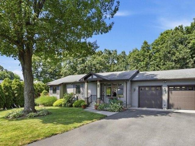 House for sale in Hampden, Massachusetts