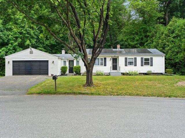 House for sale in Hampden, Massachusetts